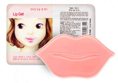 Mẹo nhỏ giúp môi hết khô nẻ