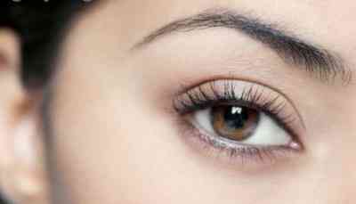 6 cách giúp lông mi dài tự nhiên