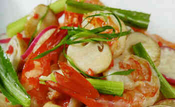 Mùa xuân đỏ rực trên đĩa, Ẩm thực, 