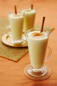 Cách làm Cocktail trứng sữa