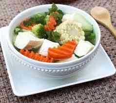 Cách làm cơm gà súp lơ