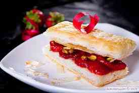 Cách làm Puff pastry mứt dâu tây