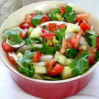 Cách làm salad dưa chuột và cà chua