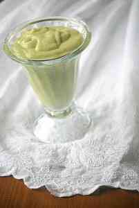 Cách làm sinh tố bơ