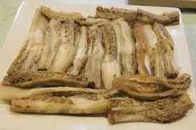 Cách làm thịt ba chỉ áp chảo trộn vừng