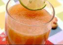 Cách pha sinh tố cam, dưa vàng