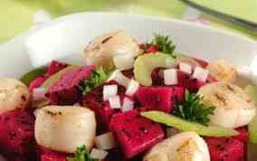 Cách trộn sa lát thanh long